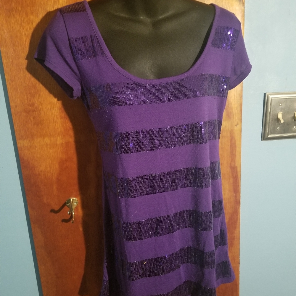 Love rocks top